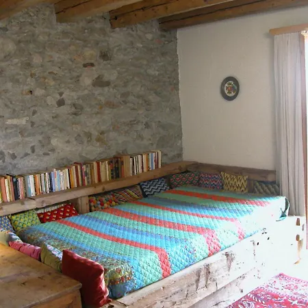 Como Lake Nest Vila